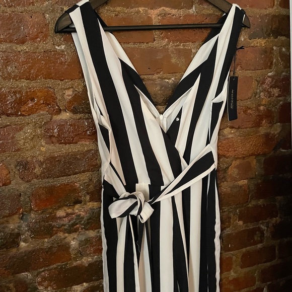 Jumpsuit - Picture 2 of 2